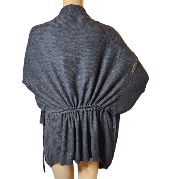 Lululemon Cashmere Blend Breeze Easy Grey Wrap Estimated Size Medium - Picture 8 of 16
